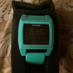 Nixon Watch